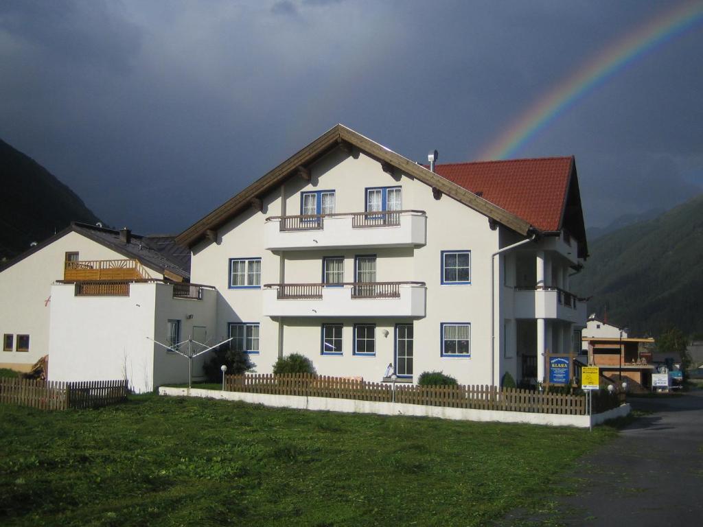 Klara Apartment Galtuer